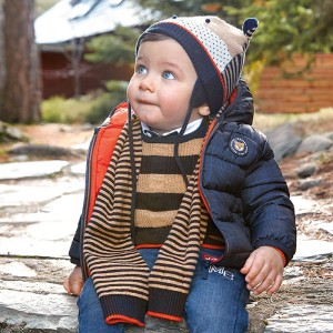Wyprzedaż Mayoral baby przejściowa kurtka dla chłopca z workiem granatowa