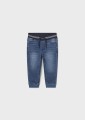 miekkie-spodnie-Mayoral-soft-denim-jogger-92-98-jeans-na-gumce-promocja-2539-67-L-4-14-02534-050.JPG